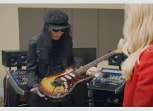 Фото Mick Mars о своей коллекции