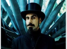 Фото SERJ TANKIAN "Introvert (Call Me Crazy)"