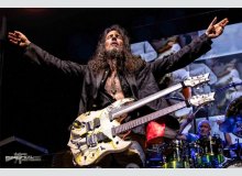 Фото Ron "Bumblefoot" Thal: "Все мы — всего лишь гости в этом мире»