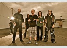 Фото FIVE FINGER DEATH PUNCH "Dot Your Eyes"