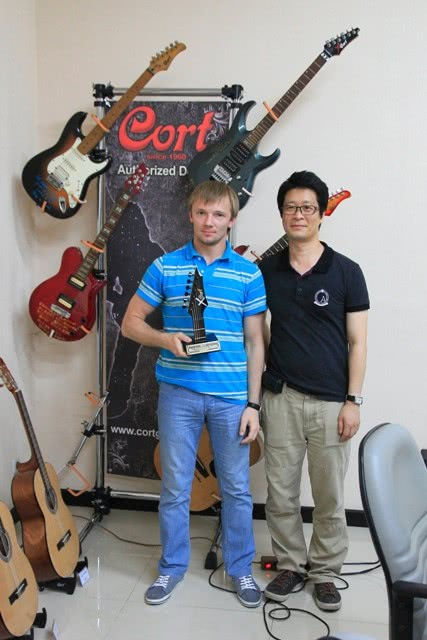 Посещение фабрики CORT в Инденезии Cort_factory_15