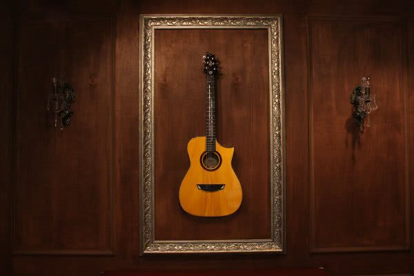 Cort LUXE